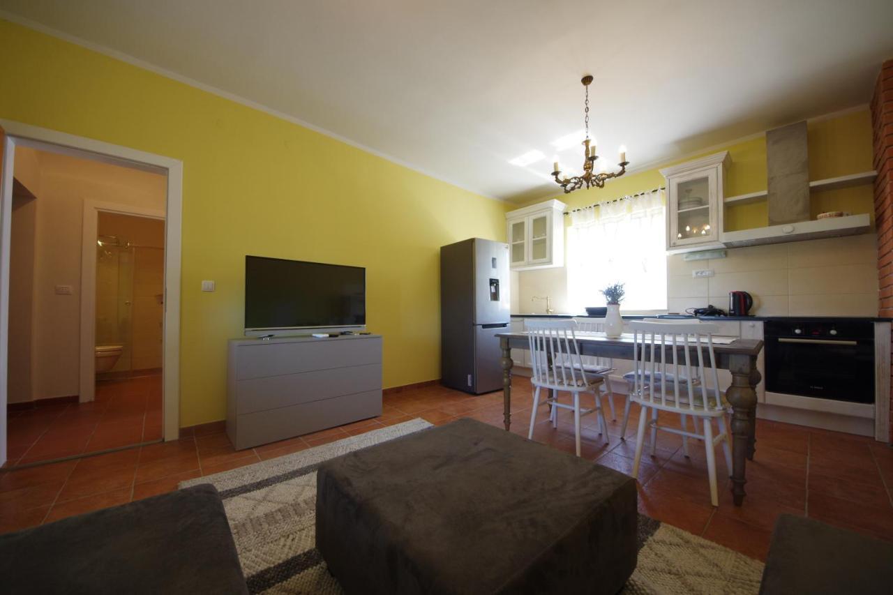 Apartman Marija Appartement Posedarje Buitenkant foto